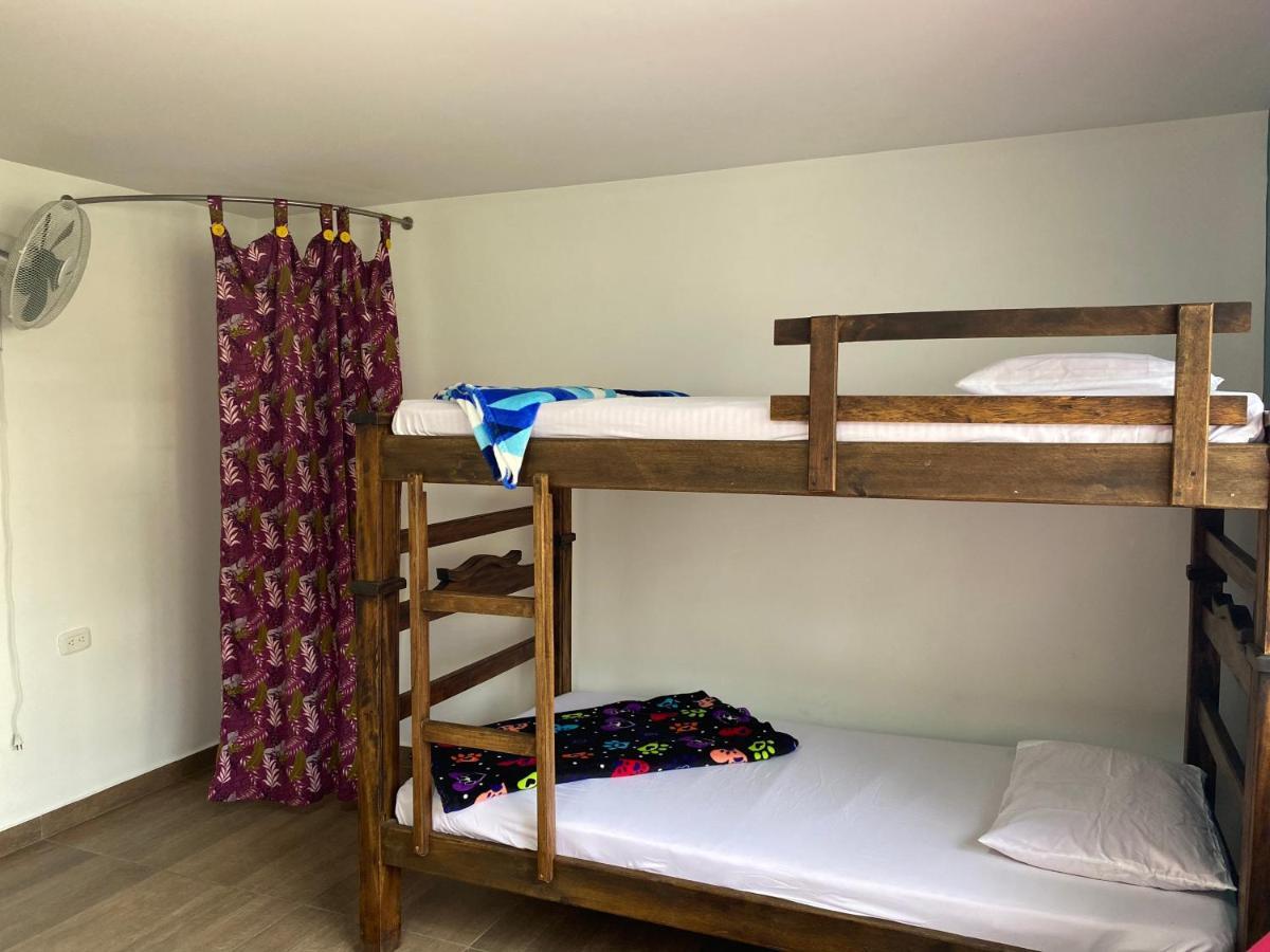 بوكارامانغا Xavihostel المظهر الخارجي الصورة