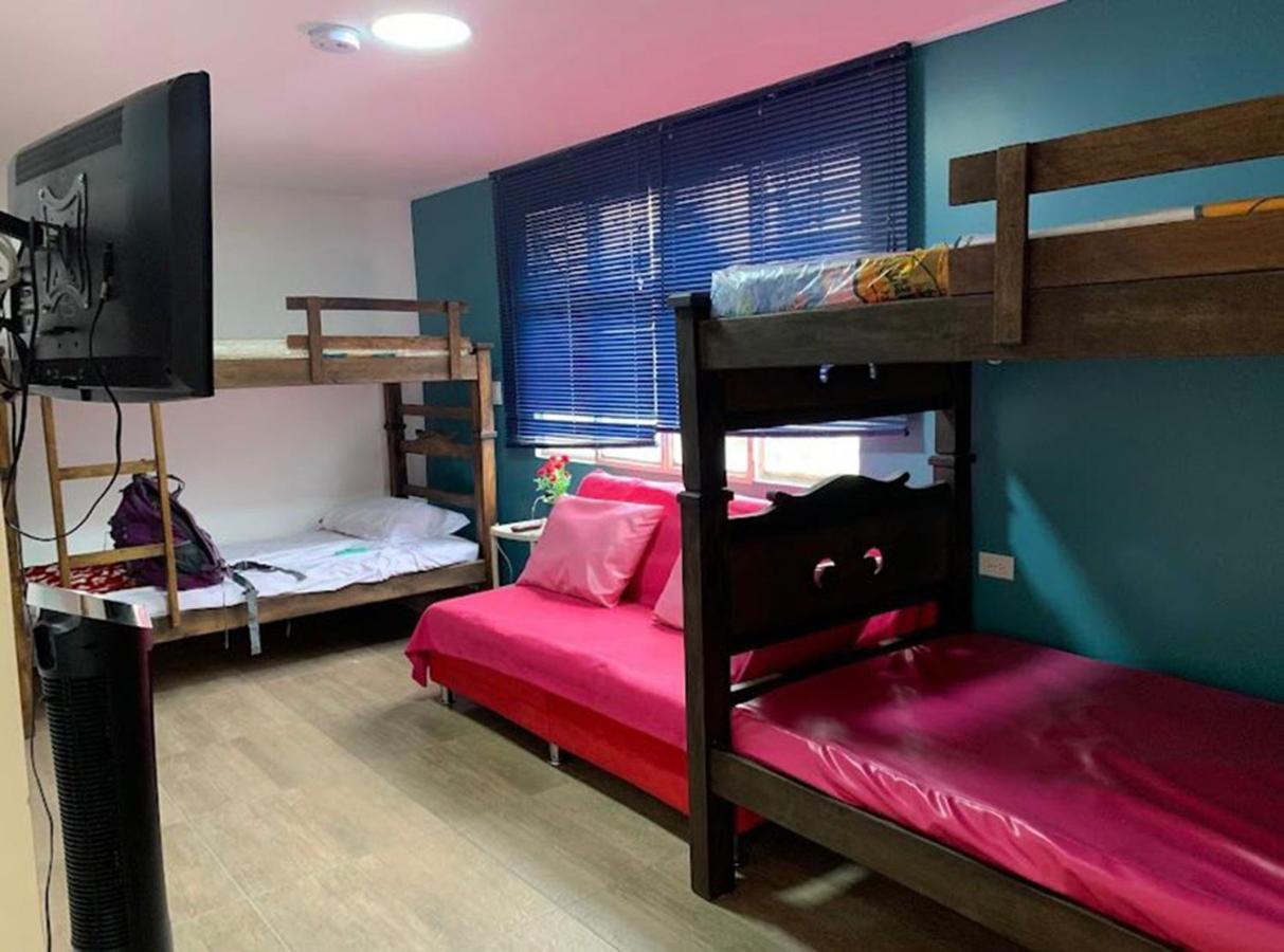 بوكارامانغا Xavihostel المظهر الخارجي الصورة