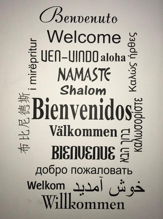 بوكارامانغا Xavihostel المظهر الخارجي الصورة